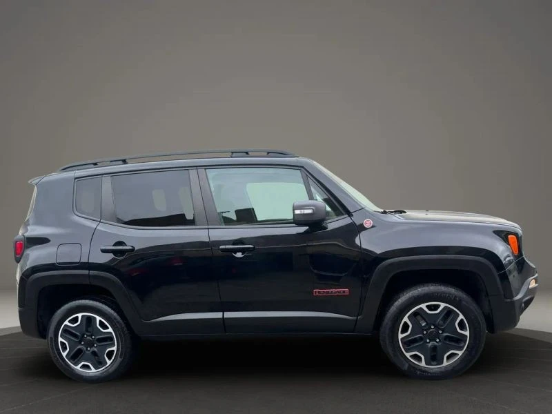 2017 Jeep Renegade - Image 4 of 12