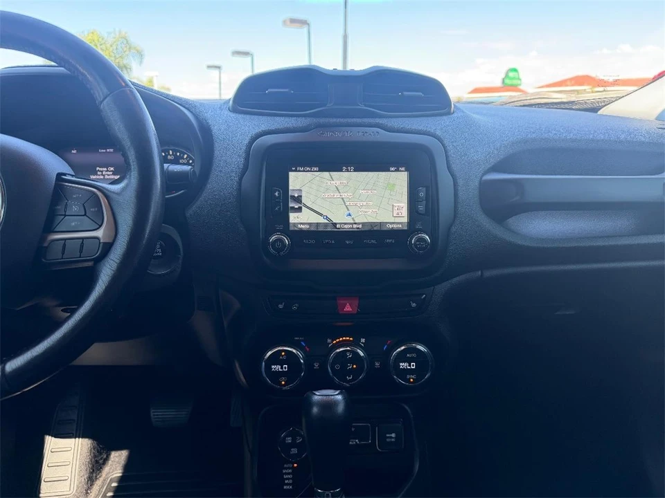 2017 Jeep Renegade - Image 19 of 25