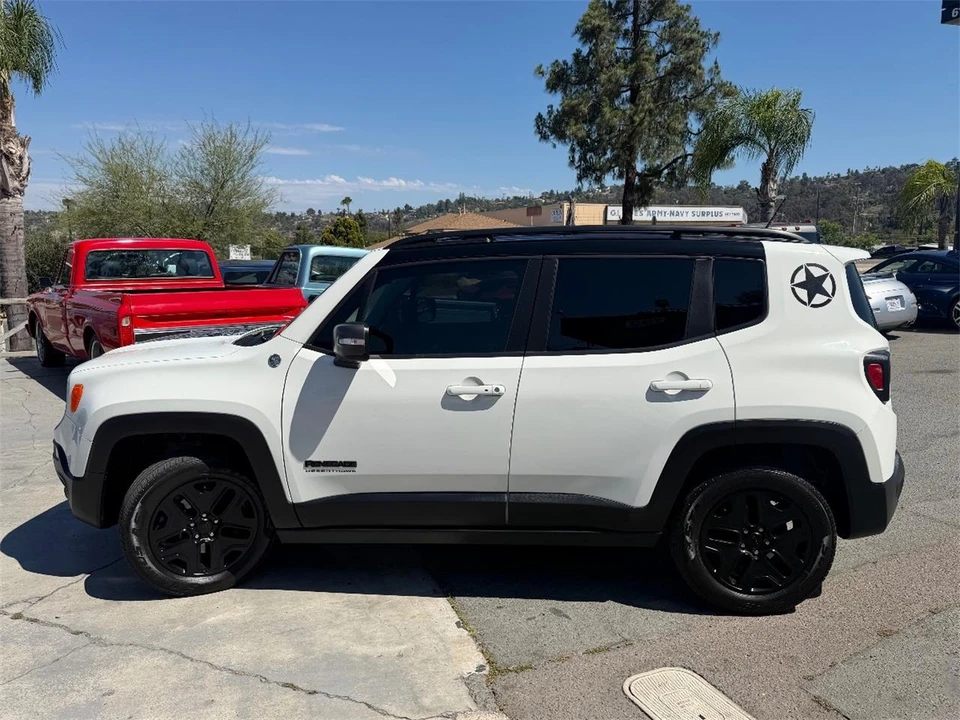 2017 Jeep Renegade - Image 6 of 25