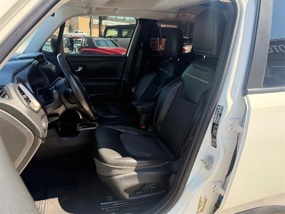 2017 Jeep Renegade - Image 12 of 25