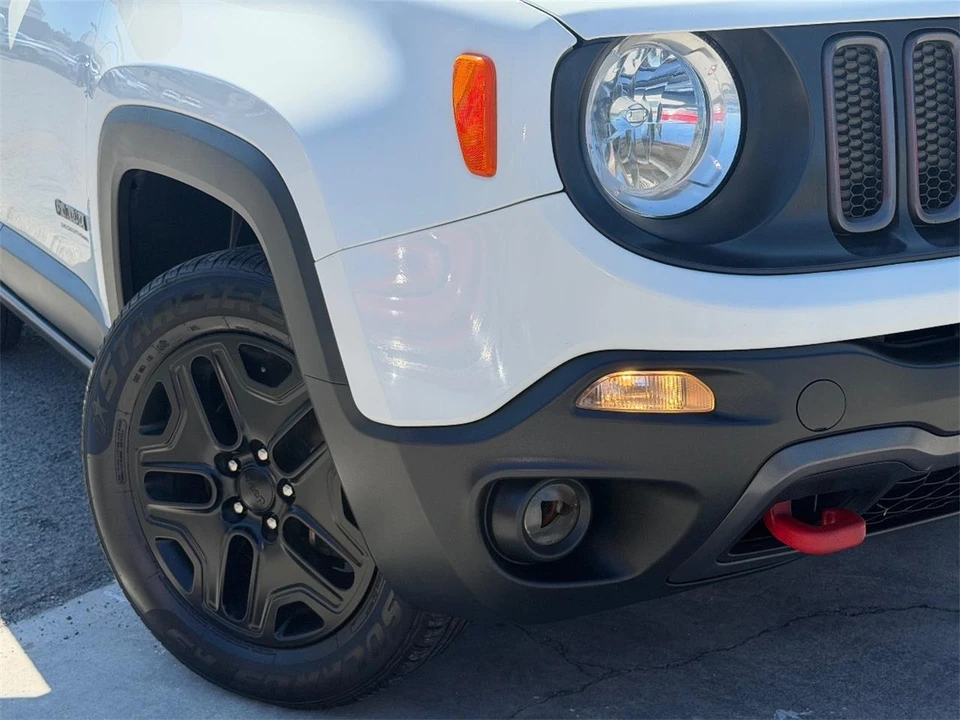 2017 Jeep Renegade - Image 3 of 25