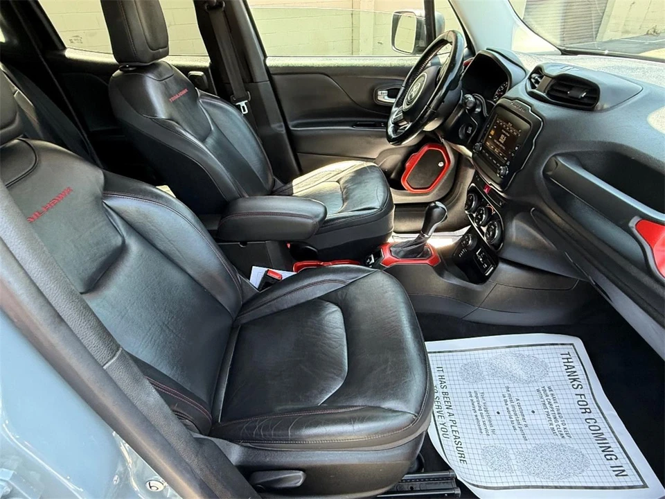 2017 Jeep Renegade - Image 20 of 29
