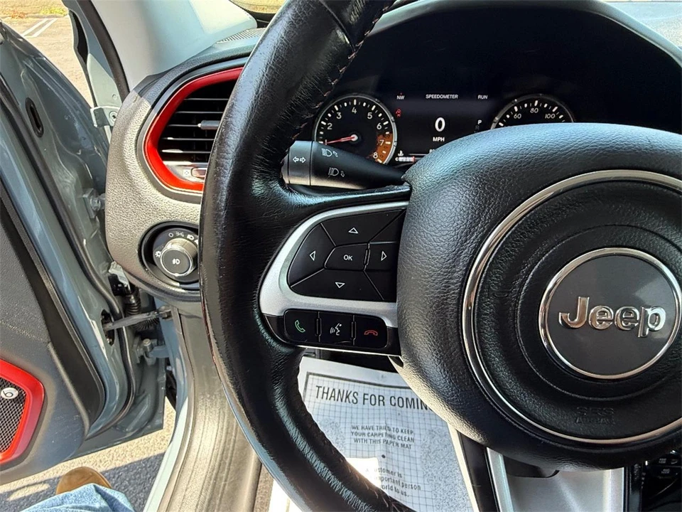 2017 Jeep Renegade - Image 26 of 29