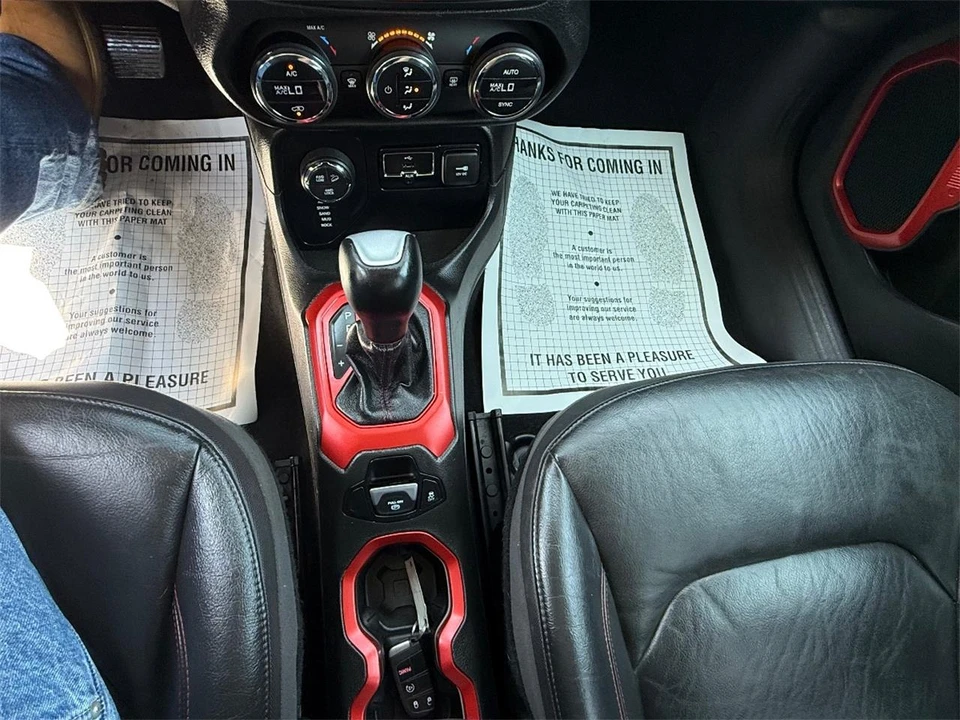 2017 Jeep Renegade - Image 27 of 29