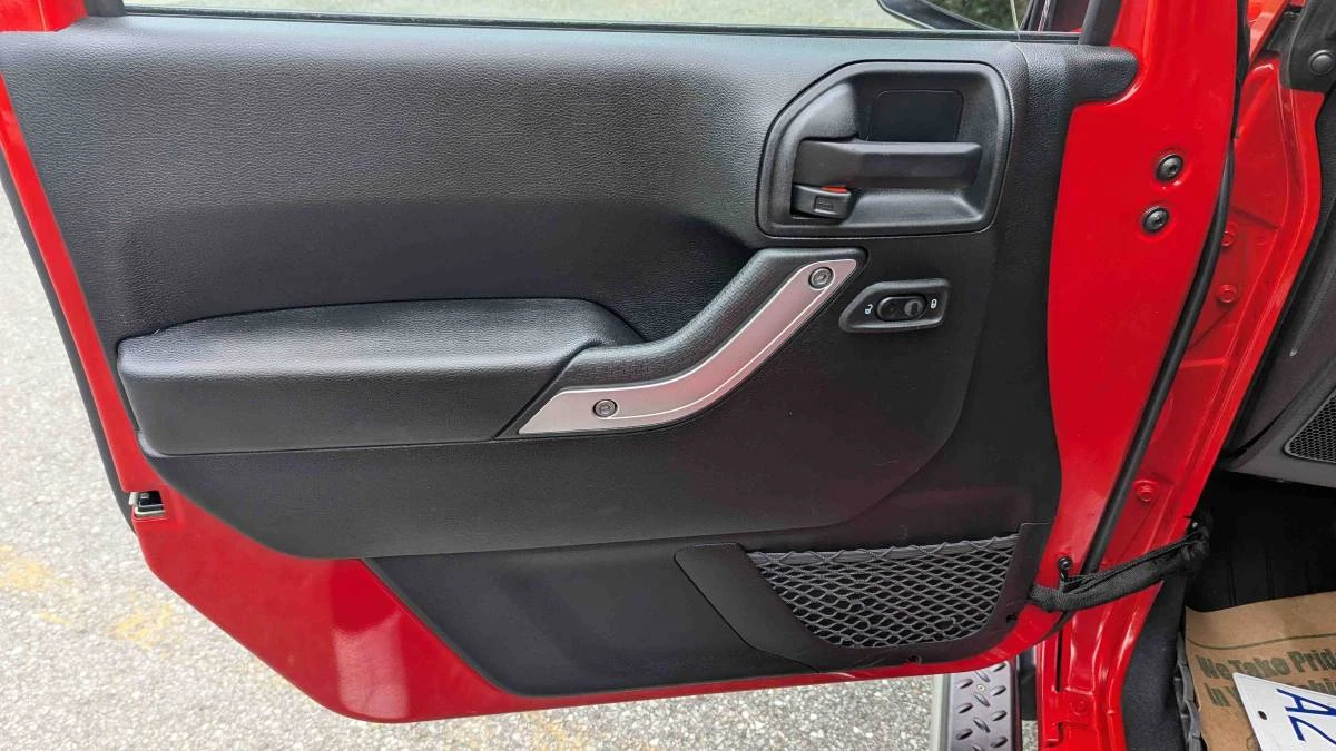 2017 Jeep JK Wrangler - Image 6 of 11