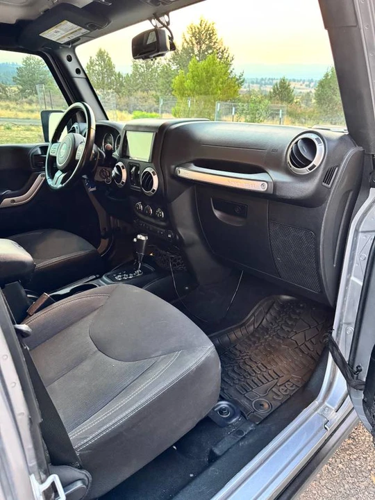 2017 Jeep JK Wrangler - Image 6 of 15
