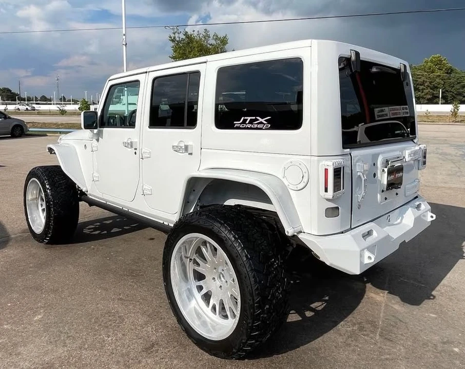 2017 Jeep JK Wrangler - Image 3 of 10