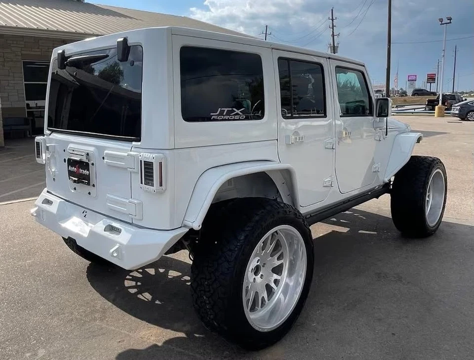 2017 Jeep JK Wrangler - Image 4 of 10