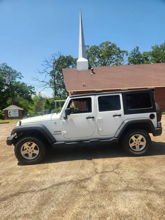 2017 Jeep JK Wrangler - Image 3 of 9