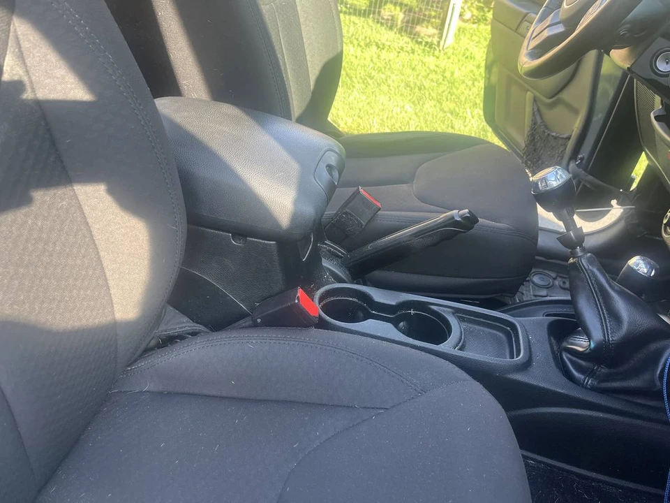 2017 Jeep JK Wrangler - Image 10 of 24