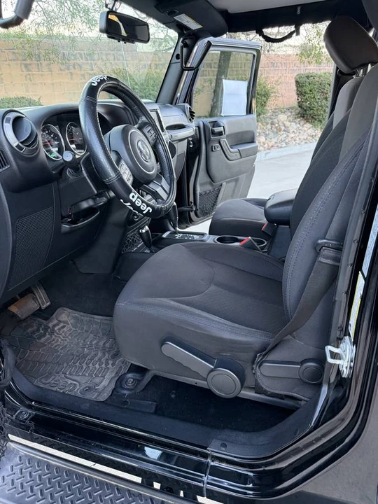 2017 Jeep JK Wrangler - Image 6 of 12