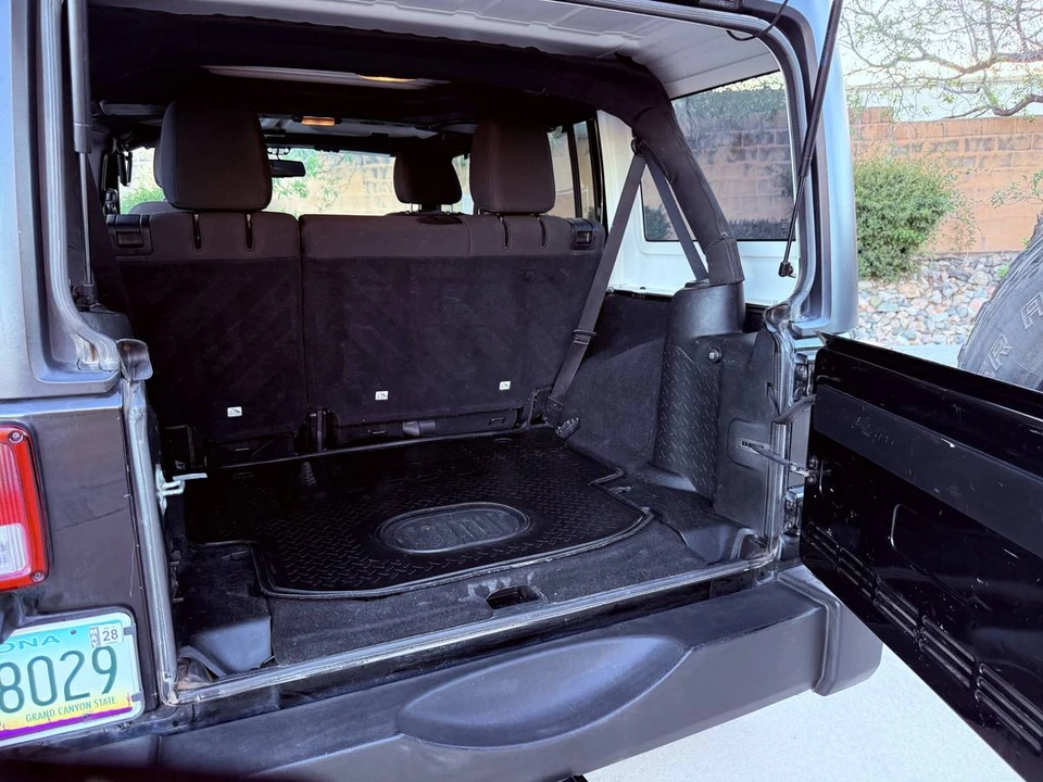 2017 Jeep JK Wrangler - Image 11 of 12