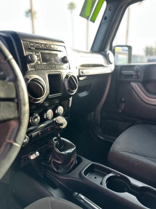 2017 Jeep JK Wrangler - Image 7 of 11