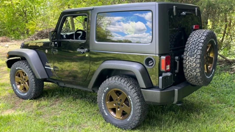 2017 Jeep JK Wrangler - Image 2 of 25