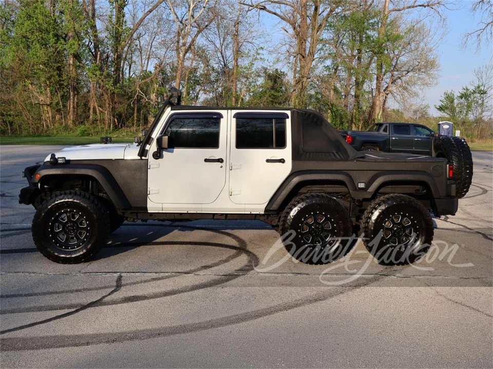 2017 Jeep JK Wrangler - Image 2 of 5