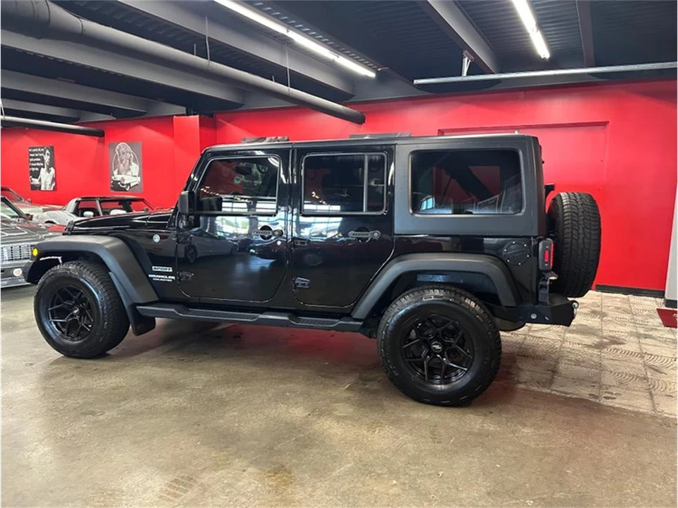 2017 Jeep JK Wrangler - Image 25 of 31