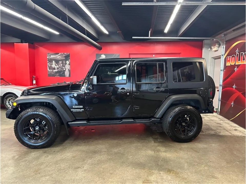 2017 Jeep JK Wrangler - Image 28 of 31