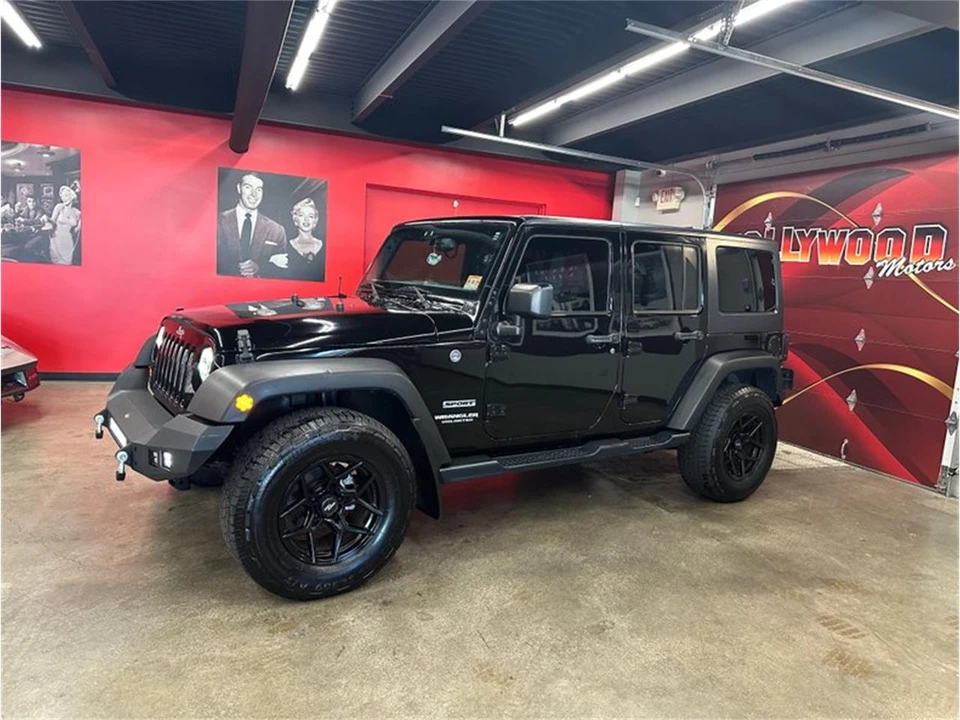 2017 Jeep JK Wrangler - Image 2 of 31