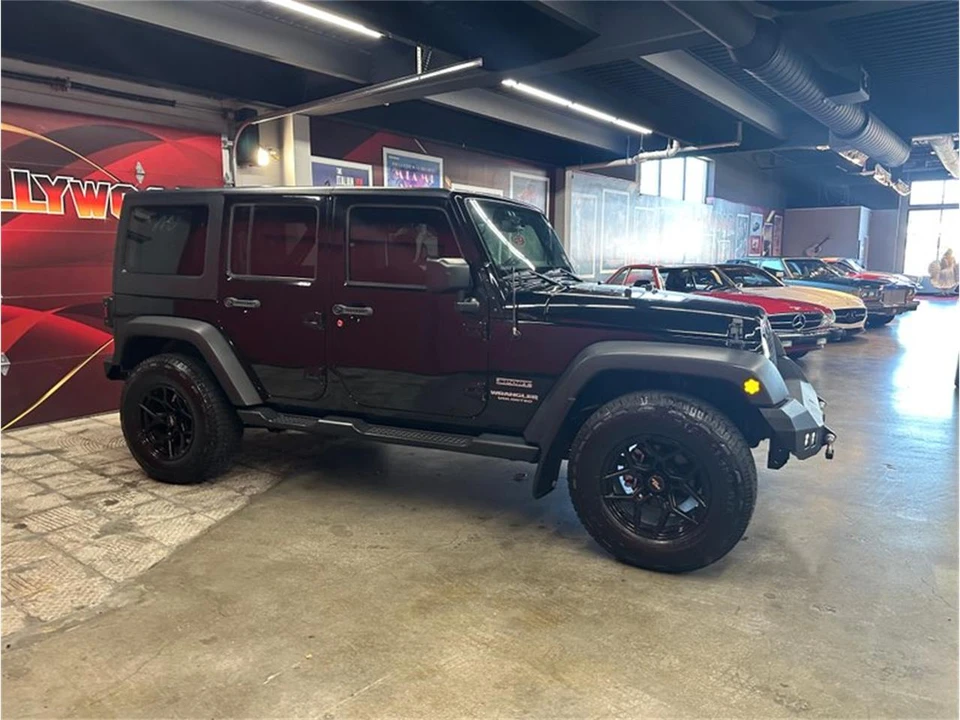2017 Jeep JK Wrangler - Image 12 of 31