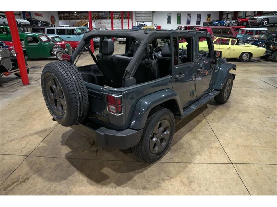 2017 Jeep JK Wrangler - Image 17 of 31
