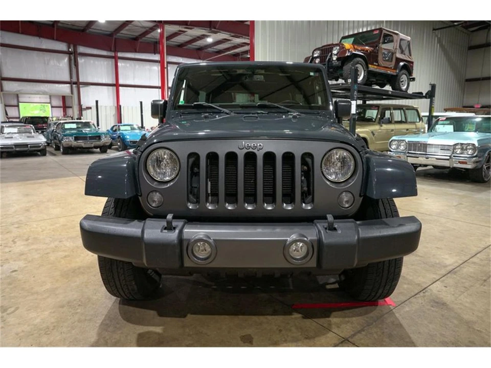 2017 Jeep JK Wrangler - Image 29 of 31