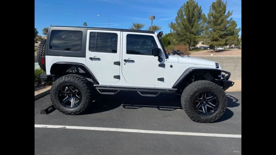 2017 Jeep JK Wrangler - Image 2 of 11