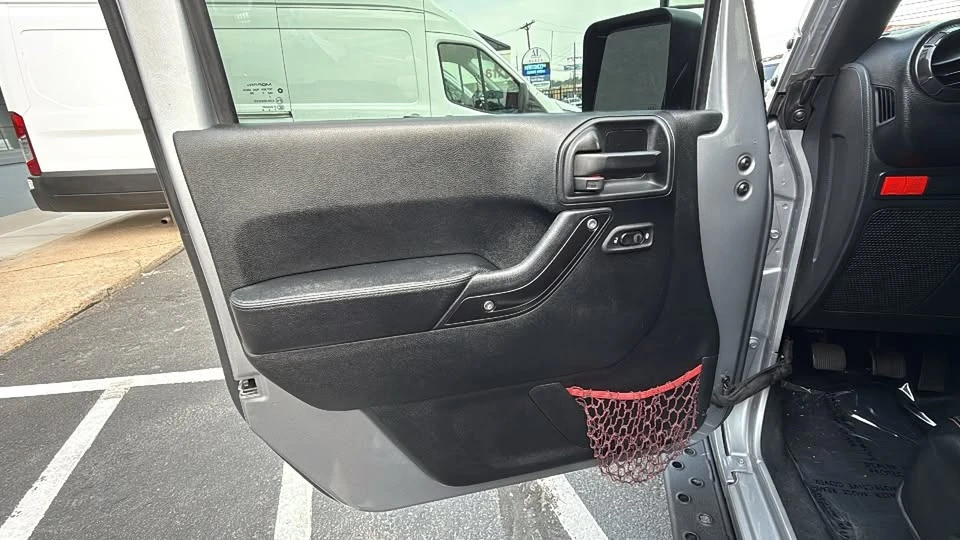 2017 Jeep JK Wrangler - Image 16 of 20