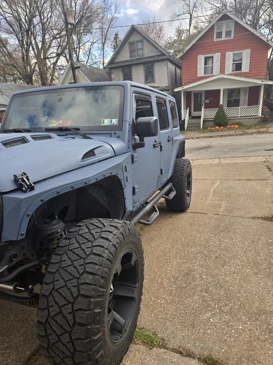 2017 Jeep JK Wrangler - Image 2 of 17