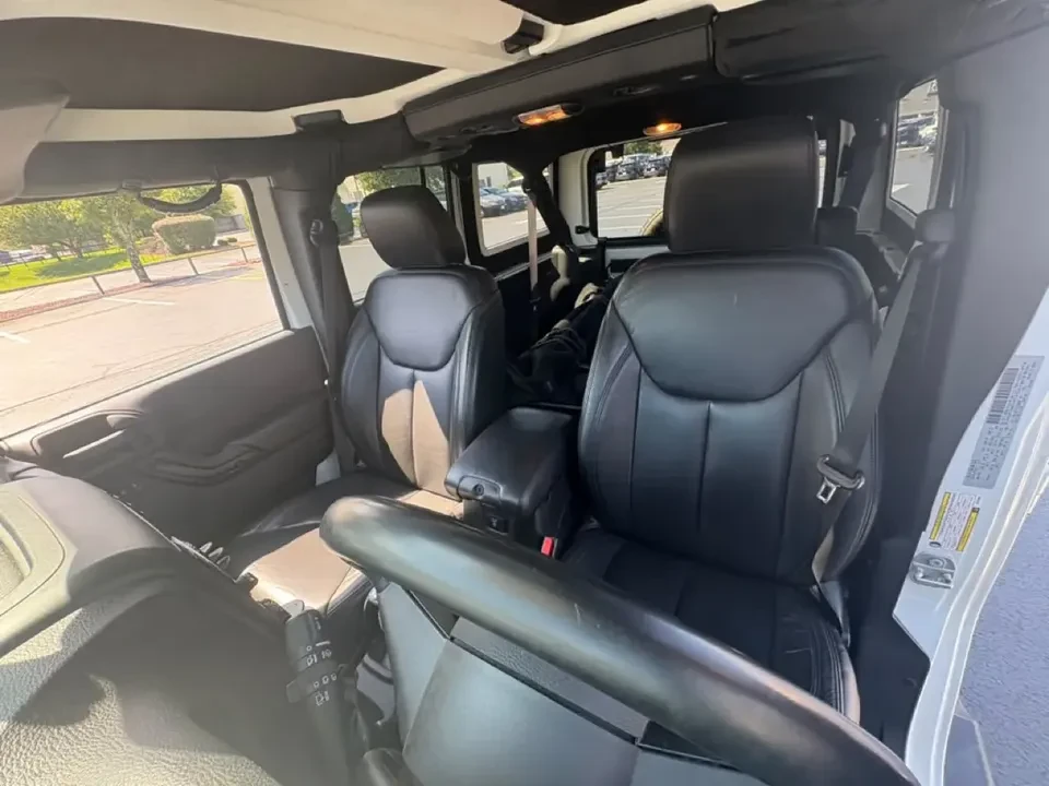 2017 Jeep JK Wrangler - Image 8 of 11
