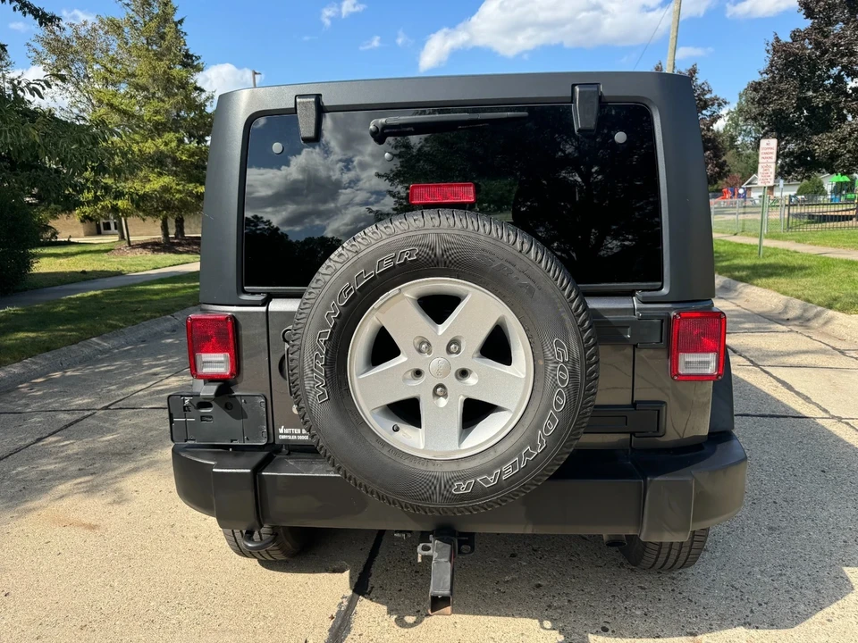 2017 Jeep JK Wrangler - Image 5 of 19