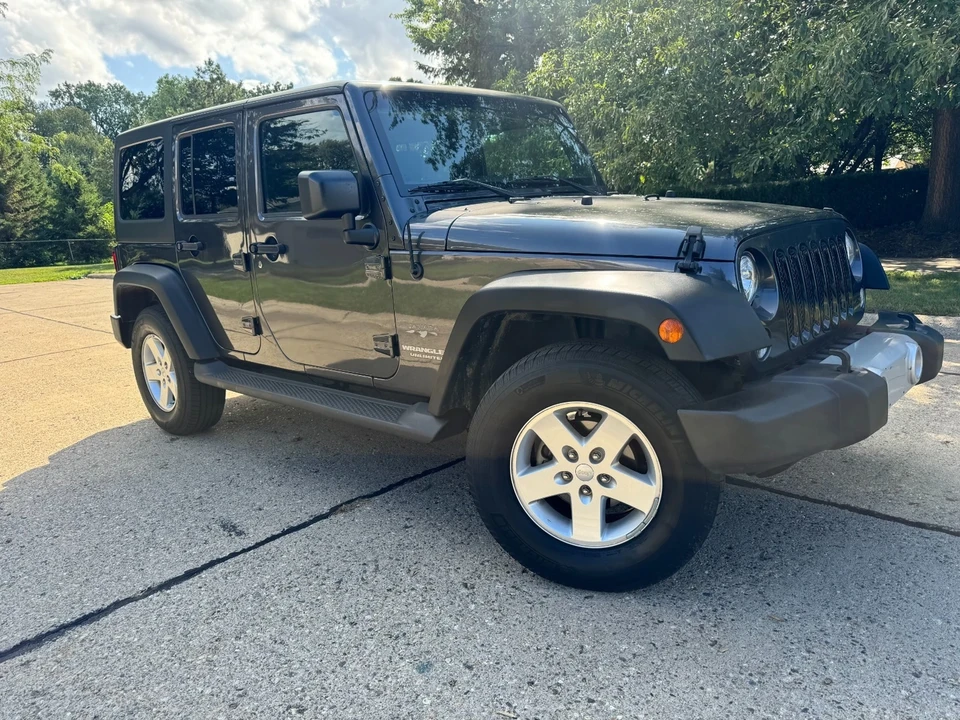 2017 Jeep JK Wrangler - Image 2 of 19