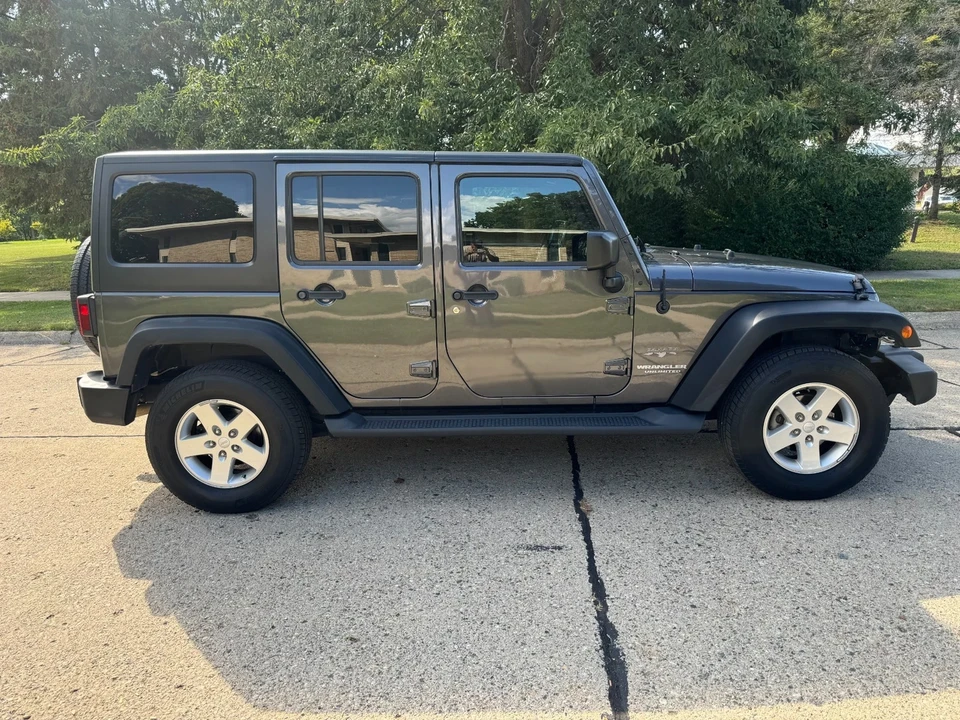 2017 Jeep JK Wrangler - Image 3 of 19
