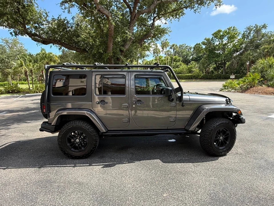 2017 Jeep JK Wrangler - Image 2 of 23