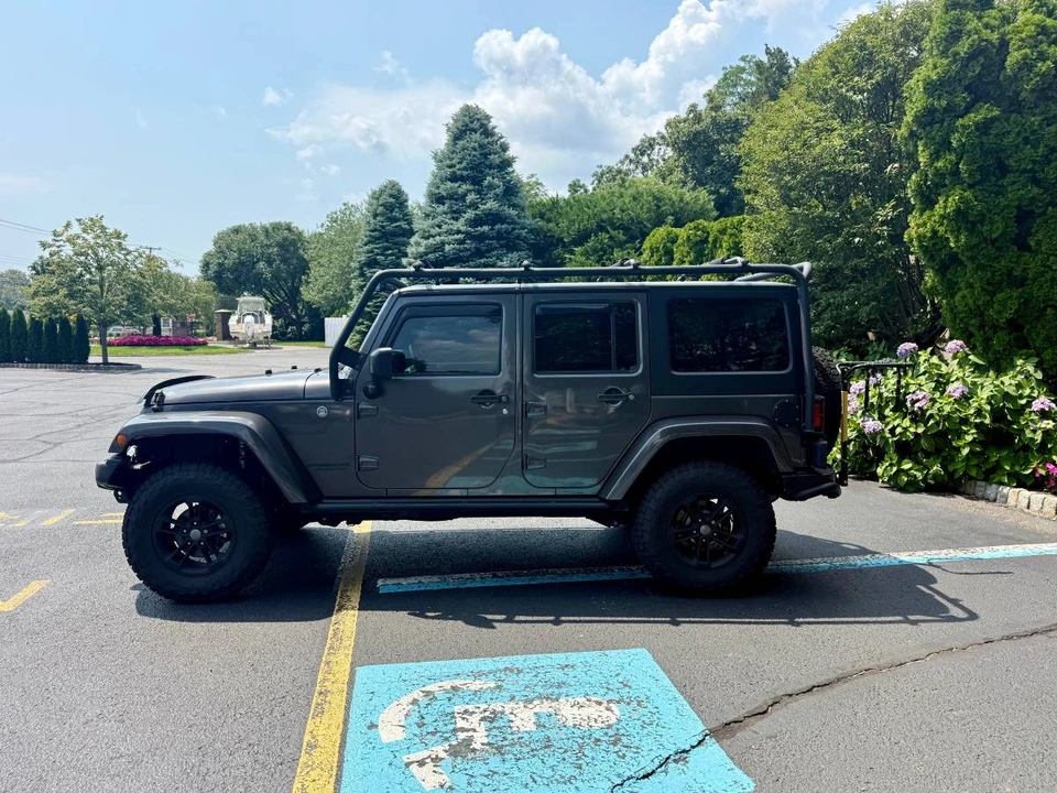2017 Jeep JK Wrangler - Image 5 of 22