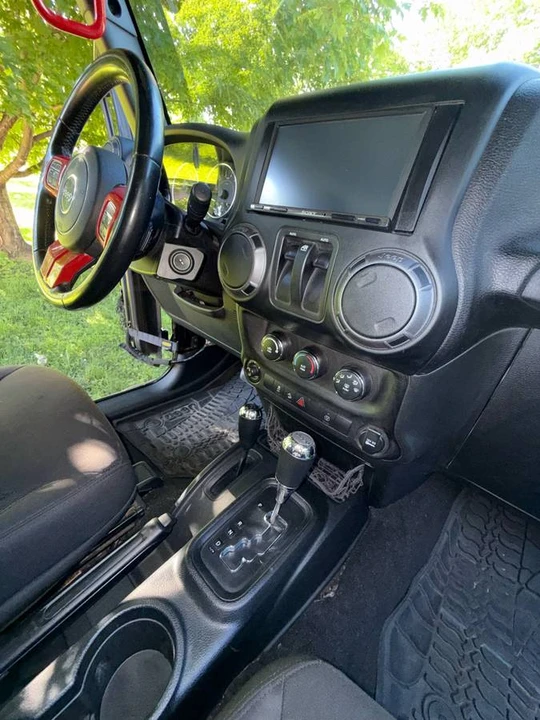 2017 Jeep JK Wrangler - Image 14 of 24