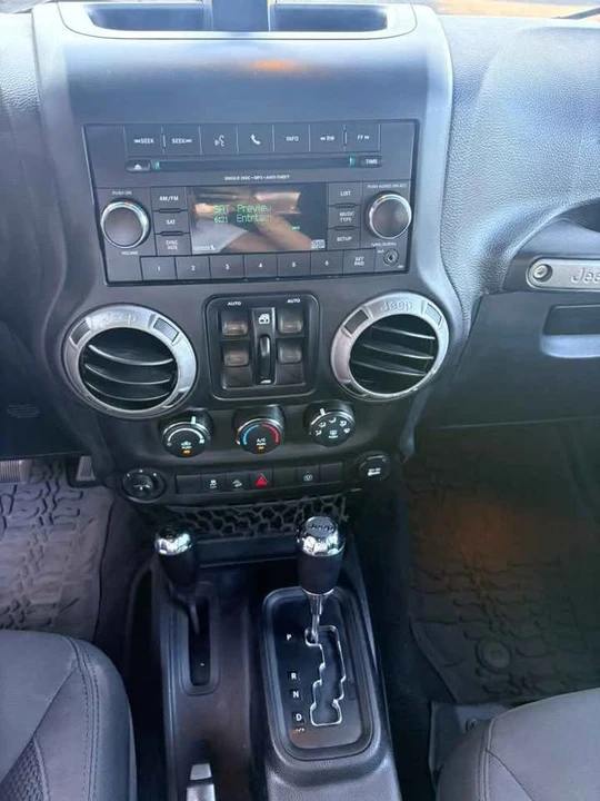 2017 Jeep JK Wrangler - Image 15 of 18