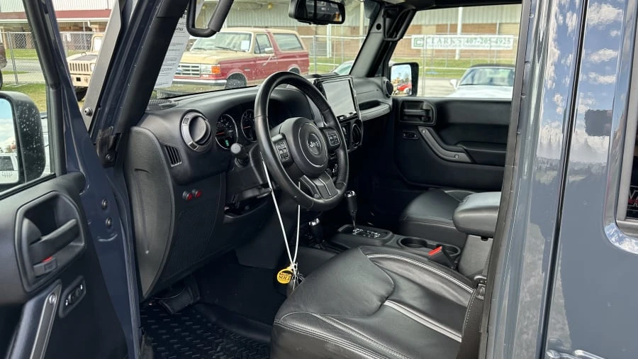 2017 Jeep JK Wrangler - Image 5 of 6