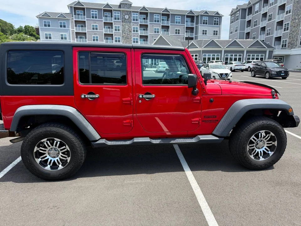 2017 Jeep JK Wrangler - Image 4 of 7