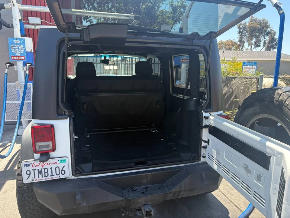 2017 Jeep JK Wrangler - Image 2 of 17