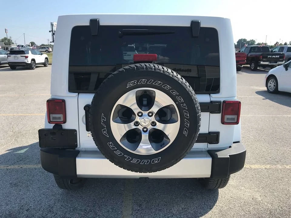 2017 Jeep JK Wrangler - Image 4 of 19
