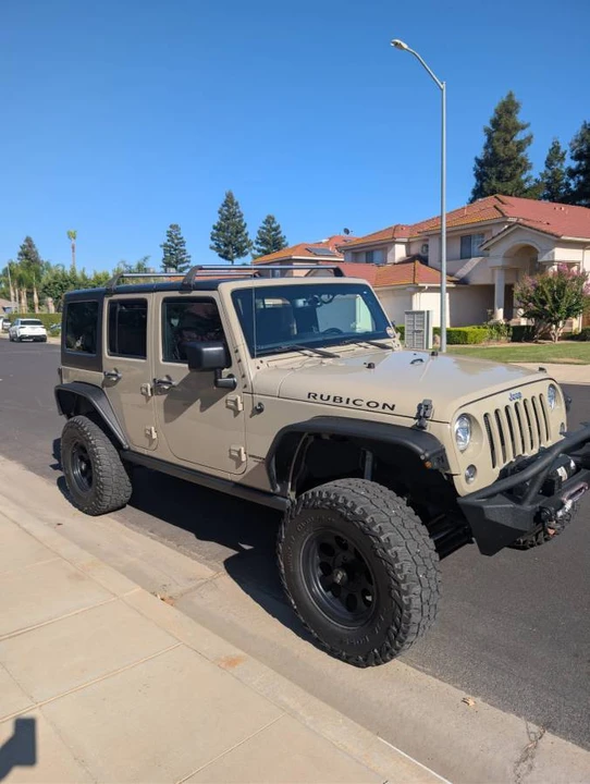 2017 Jeep JK Wrangler - Image 2 of 9