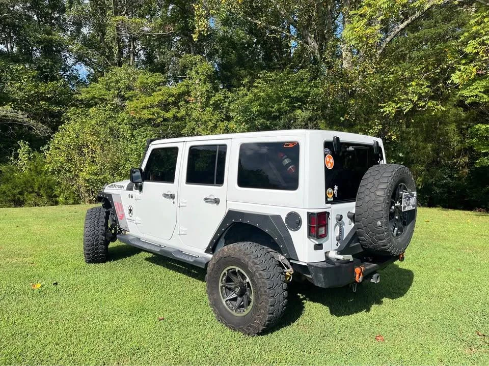 2017 Jeep JK Wrangler - Image 2 of 9