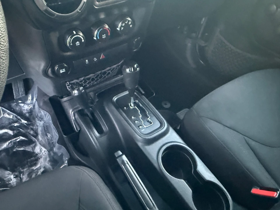 2017 Jeep JK Wrangler - Image 29 of 31