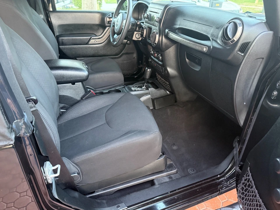 2017 Jeep JK Wrangler - Image 17 of 31