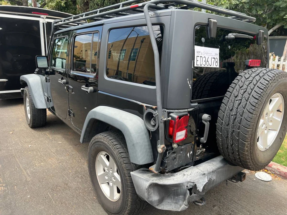 2017 Jeep JK Wrangler - Image 2 of 7