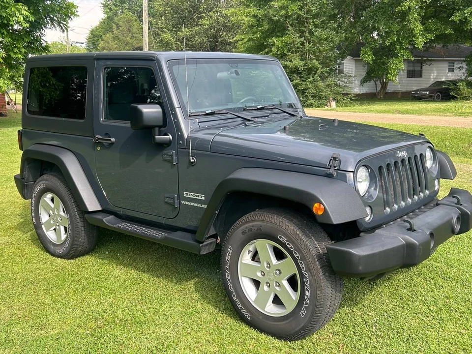 2017 Jeep JK Wrangler - Image 5 of 18