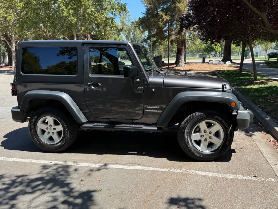 2017 Jeep JK Wrangler - Image 2 of 14