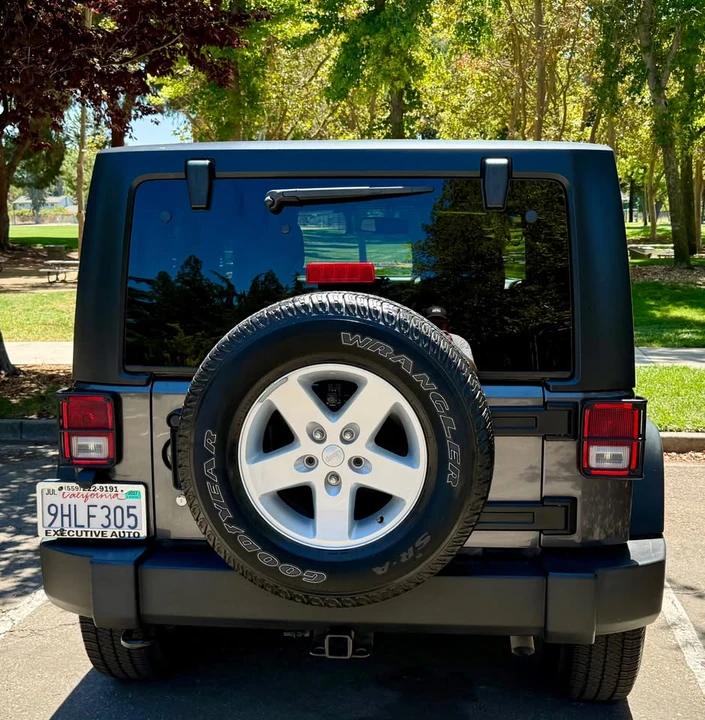 2017 Jeep JK Wrangler - Image 3 of 14