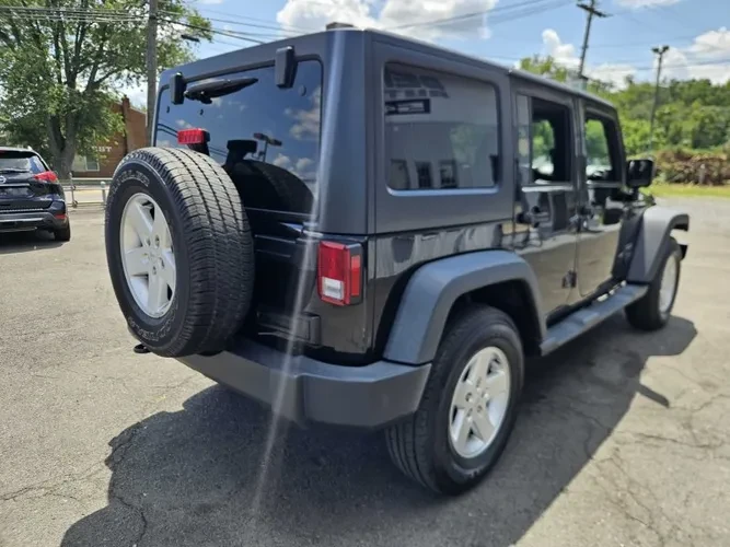 2017 Jeep JK Wrangler - Image 3 of 13