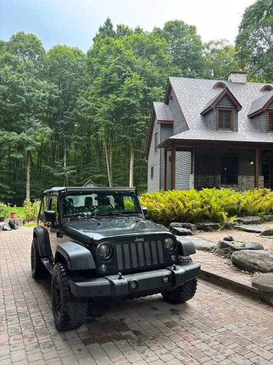 2017 Jeep JK Wrangler - Image 2 of 14